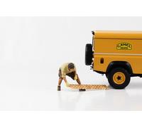 1:18 Figurine Crew 4x4 Offroad Camel Trophy Mechanic With Fahrblech En Diora
