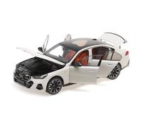 1:18 MINICHAMPS Bmw I5 White Metallic 2023 110023402 Model