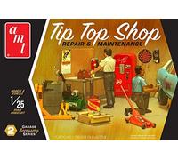 1:25 Garage Accessory Set #2 'Tip Top Shop'
