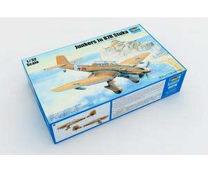 1:32 TRUMPETER KIT Junkers Ju-87R Stuka TR03216 Model