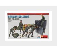 Miniart 1:35 -German Soldiers w/Fuel Drums Spec Edition, Molded Color