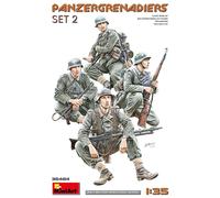 Miniart 1:35 - Panzergrenadiers Set 2, Molded Color