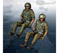 1/35 Vietnam War US Helicopter Crew Resin Model Soldier Kit (2 Persons) / Unassembled and Unpainted Soldier Micro Kit/Ja-8526 Goodmoel
