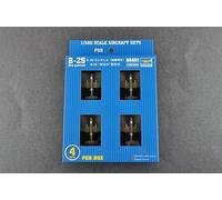 Trumpeter 06401 1:350th scale North American B-25B Mitchell (Pre-painted)