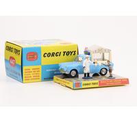 1:43 Corgi Toys Ford Thames Wall's Ice Cream Van With Figures - No. 447