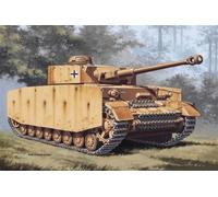 Italeri Model Kit Pz.Kpfw. IV - 1:72 Scale Plastic Tank - I7007