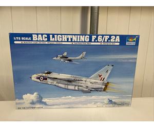 1/72 RAF BAC Lightning F.6/F.2A model aircraft kit by Trumpeter