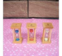 (1 minute timer with red sand) Beech Wood Hourglass Timer: Creative 1/3/5 Minute Sand Timer For Kids - Perfect For Brushing Teeth & Practical Gift