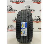 Accelera Phi (225/30 R20 85Y)