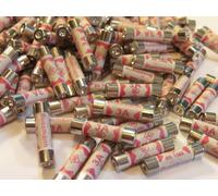 100 x 3AMP DOMESTIC PLUG FUSES (100 BUSSMANN 3A 240V FUSES BS1362)