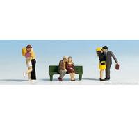 15510 Noch HO Characters in Love Various with Bench Scale 1:87