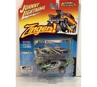 1969 Chevy Camaro Zinger Silver and Green 1:64 Johnny Lightning JLSF015B