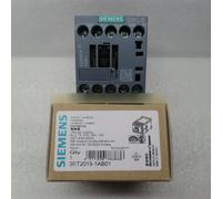 3RT2015-1AB01 Contactor: 3 Pole NO x3 Auxiliary Contactors: NO 24VAC 7A 3RT20...