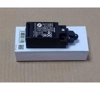 1PC New Omron D4N-4132 D4N4132 Limit Switch