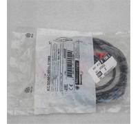 1Pc New Telemecanique XCSDMC590L01M8 hx