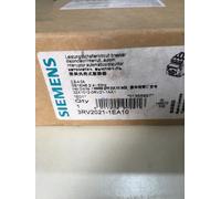 Siemens 3RV2021-1EA10 Circuit Breaker 2.8-4A 690VAC 45x97x97mm