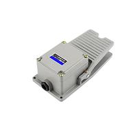 1PCS Footswitch LT3 LT4 Aluminum Shell Foot-on Momentary Control Switch Electric Power Pedal Self-Reset (Color : LT3)(Lt3)