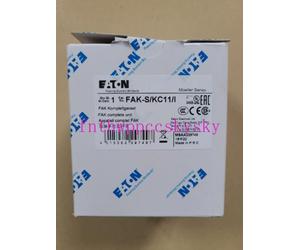 1pcs NEW EATON Hand Tap Foot Switch FAK-S/KC11/I