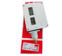 1PCS Pressure Switch RT5 017-525566 RT116 017-520366 RT116 017-520066 RT117 017-529566 RT200 017-523766 RT121 017-521566(RT117 017-529566)