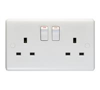 2 Gang Single Pole 13A Switched UK Plug Socket - WHITE PLASTIC Wall Power Outlet