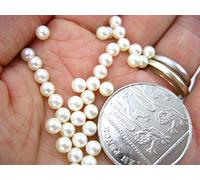 200pcs of White 4mm Closed Beads Round Faux Imitation Pearl Beads with no Opening Hole (4mm)