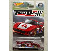 2016 Hot Wheels 78 PORSCHE 935 Track Day with Protector Car Culture Real Riders