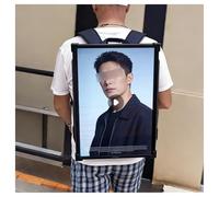 21.5-inch LCD video advertising backpack, 1920 * 1080 resolution, human-walking backpack digital billboard