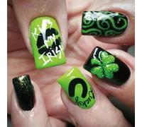24 pcs Patrick Day Claws Short Coffin Style Green Shamrock and Artificial Nail Art Decoration Glittering Press