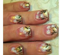 24Pcs Elegant Short Square False Nails with French Tips and Flower Acrylic Full Covers Stick on Nails for Spring Styles