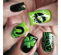 24pcs Patrick's Day Short co Press On Nails Green Shamrock Design Artificial Nail Sticks