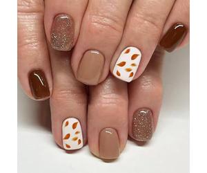 24PCS Short Autumn Gold Glitter Press On Nails - Handmade Maple Leaf Foil & Crushed Amber | Eco Gel Tabs Kit for Bonfire Night, UK Narrow Nail Beds