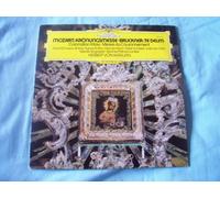 2530 704 Mozart Kronungsmesse/Bruckner Te Deum Karajan