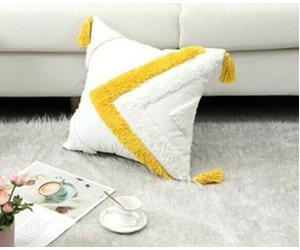 2Pcs Moroccan Cushion Covers Handmade Tufted Pillowcase Boho Style Tassels Cushi
