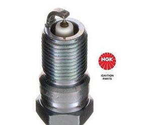 3 x NGK Laser Platinum Spark Plug PTR5D-10 (3784)