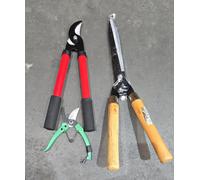 Neilsen CT5295 3pc Pruning Set - Includes 200mm Secateurs, 520mm Garden Shears, and 640mm Bypass Loppers for Versatile Pruning
