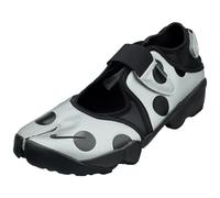 (4.5) Nike Air Rift Womens Walking Sandals in Black Silver