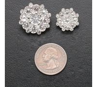 4pcs 18/24.0mm Delicate Sparkling Full Rhinestone Flower-Shape Buttons for Luxury Clothing Decorative DIY Metal Sewing Buttons-White-18mm
