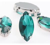 , 50pcs Glitter Leaf Crystal Rhinestones Hand Sew On Glass Stones Ornament Diamond Beads Dress DIY Crafts Claw Drill Accessories(Green,7x15mm 50pcs)