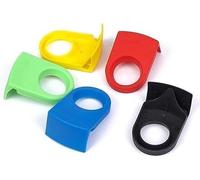 5Pcs Random Colors Beer Snap Plastic Drinking Clips Bottle Buckle Application: Bar Mini Beer Bottle Holder Clips Wine Cocktail Goblet Glass Birthday Wedding Party Holders and Dispensers