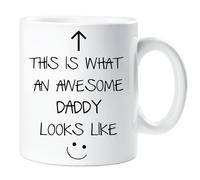 60 SECOND MAKEOVER Men's This Is What An Awesome Daddy Looks Like V2 Mug in White 60 SECOND MAKEOVER White