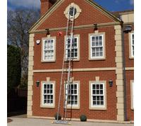 Trade Master Pro® 3 Section Extension Ladder | Auto Locking Clips | Aluminium | Anti Slip Stabiliser bar | Massive 150kg Weight Rating | EN131 Pro Certified | Size: 7.11m