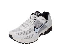 Nike Vomero 5 Sneaker (Phantom/Mtlc Platinum-Lt Iron Ore-Baroque Brown-Bl - 7.5) - Size 7.5