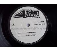 70'S FREAKS / LOVE & LIFE EP