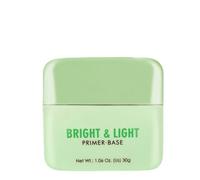 A moisturizing, light, and luminous primer that eliminates puffiness and brightens your complexion, leaving it radiant and radiant. It also sets makeup long-lastingly for a flawless look.