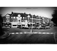 A4 Photo Kent Orpington High Street Shops & Memorial On Roundabout