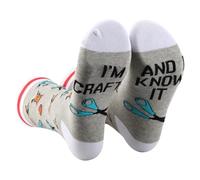 AATOP 2 Pairs Funny crafting Socks Craft Lover Gift Crafter Socks Crafter Mom Gift Craft Artist Gift I Am Crafty And I Know It (UK, Alpha, One Size, Regular, Regular, AND I KNOW s 2s)