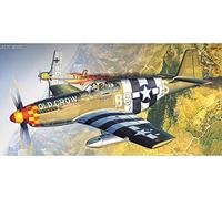 Academy 1: 72 - North American P-51B Mustang Various
