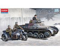 Academy Model Kit Panzer I Ausf. B & Motorcycle 1:35 Scale WWII Multi-Coloured