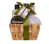 Accentra Gift Set Olive Spa in Seagrass Basket, Bath Set and Shower Set - 5 Piece Gift Set in Decorative Seagrass Basket, Birthday Gift, Wellness Set for Women