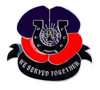 Accjzzlyn Purple Poppy Pin Badge Brooch, Horseshoes and Dog Paws Remember Animals in War, Enamel Pin Badge Remembrance Day Brooch We Served Together (Poppy, Purple Red)
